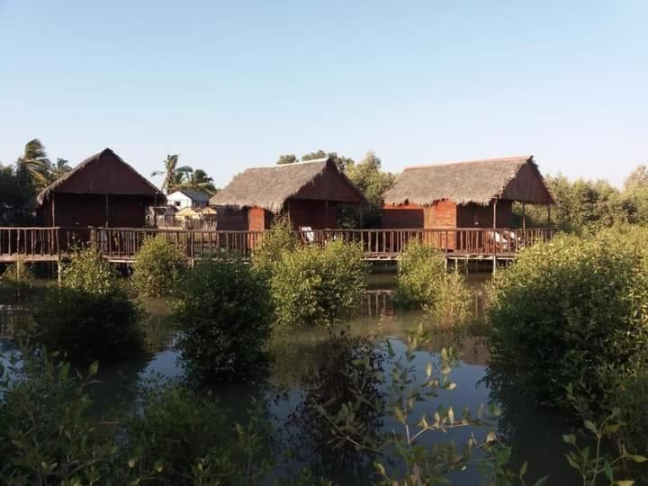Hotel La Capannina Chez Lea Morondava Exterior foto